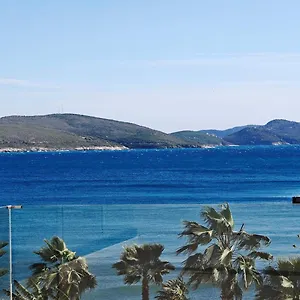 hotel-villa-margarit.albaniahotels.org/